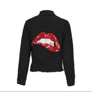 Lip back jacket!!